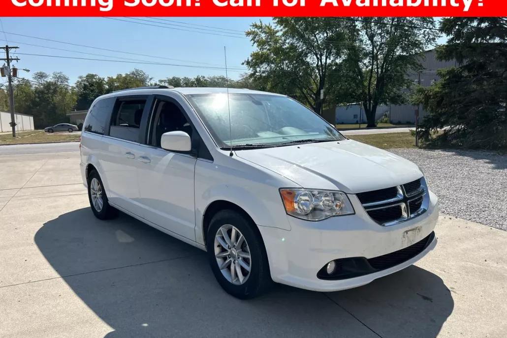 2019 Dodge Grand Caravan SXT photo 1