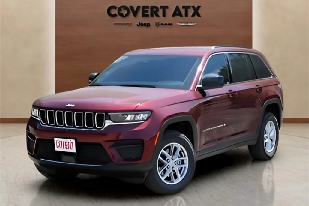 2025 Jeep Grand Cherokee Laredo X photo 1