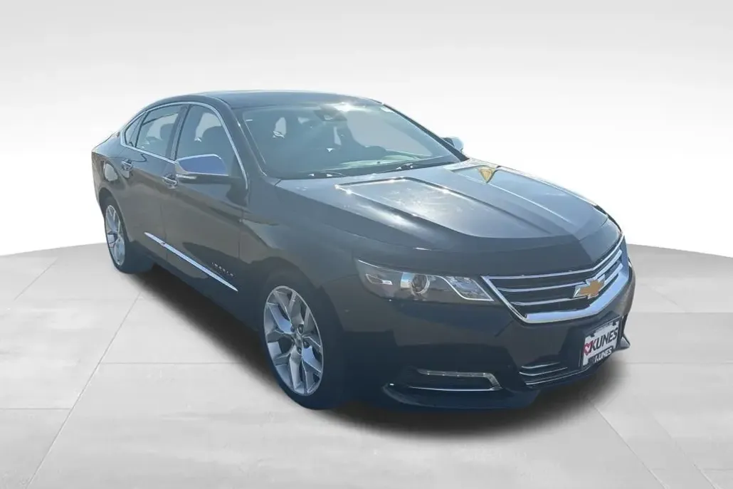 2017 Chevrolet Impala Premier photo 1