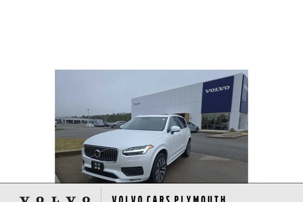2022 Volvo XC90 T6 AWD Momentum photo 1