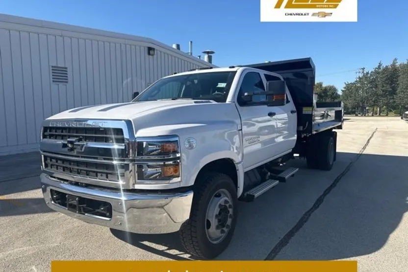 2024 Chevrolet Silverado 5500HD Work Truck photo 1
