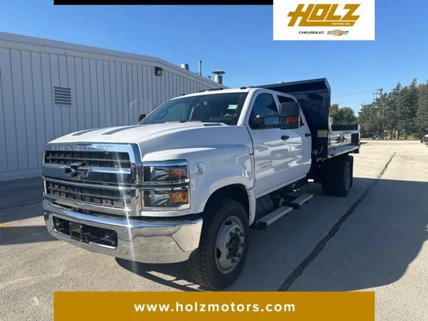 2024 Chevrolet Silverado 5500HD Work Truck photo 1