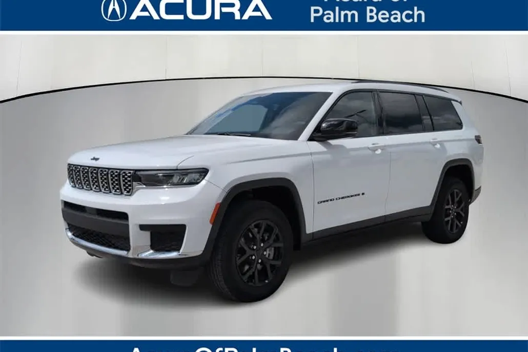 2024 Jeep Grand Cherokee Laredo photo 1