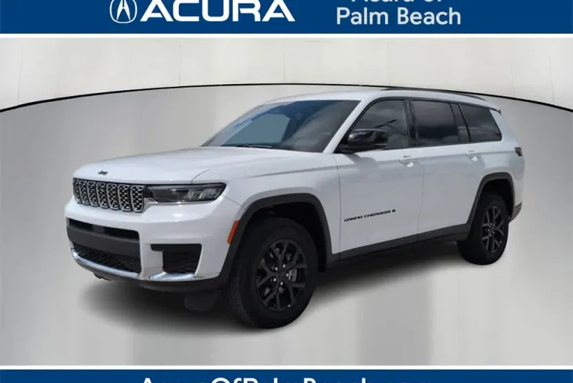 2024 Jeep Grand Cherokee Laredo photo 1