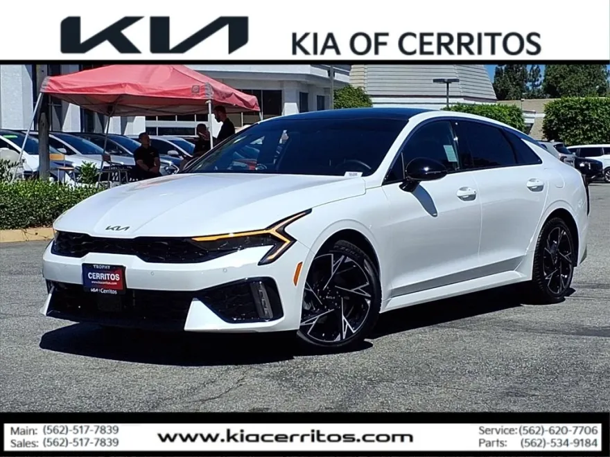 2025 Kia K5 GT-Line photo 1