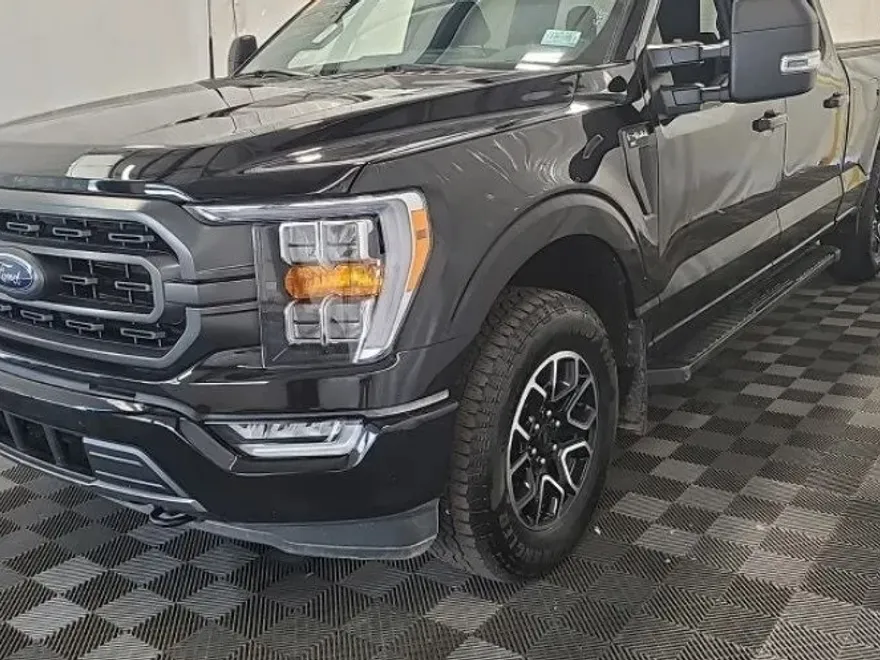 2022 Ford F-150 XLT photo 1