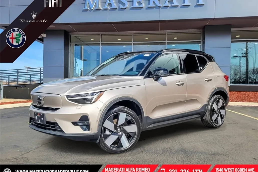 2023 Volvo XC40 Recharge Ultimate AWD photo 1