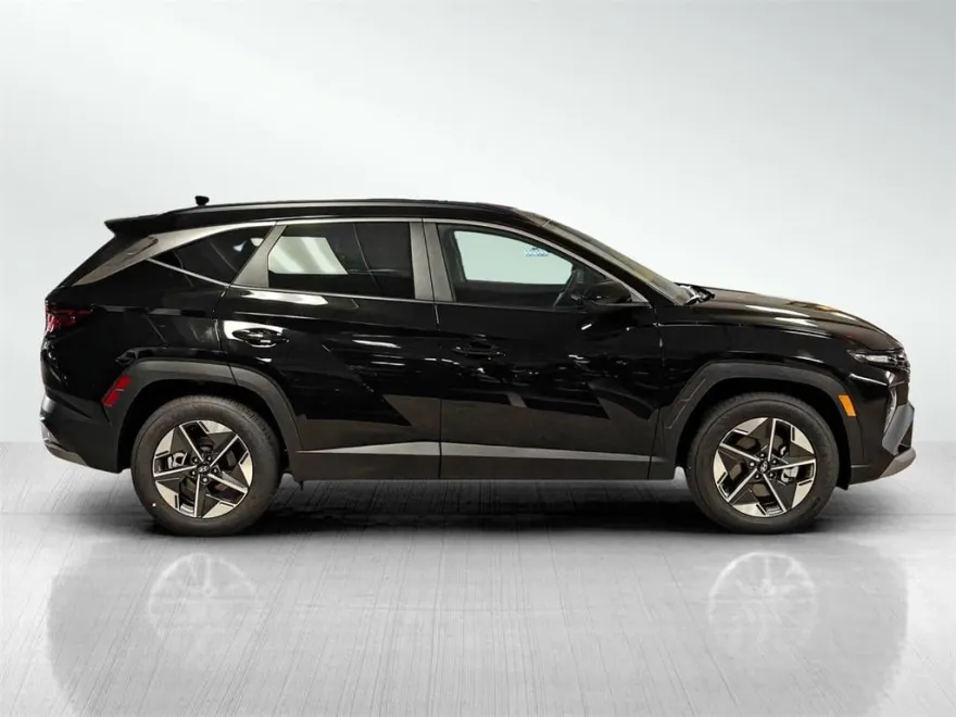 2026 Hyundai Tucson SEL photo 1