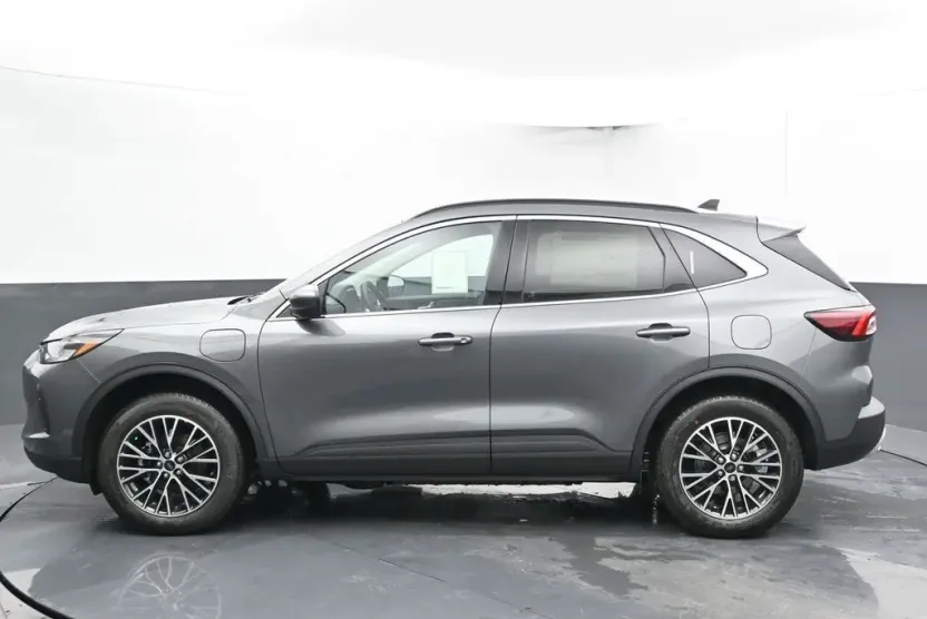 2025 Ford Escape Plug-In Hybrid Base photo 1