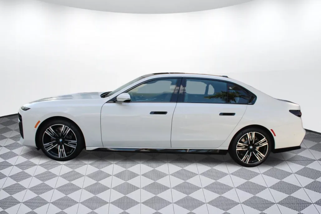 2025 Bmw 740i xDrive photo 1