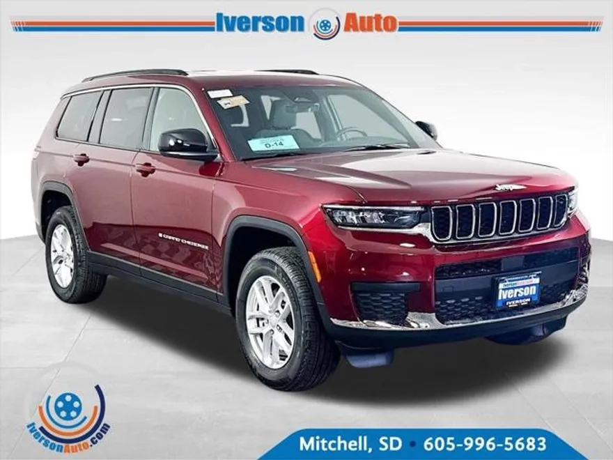 2025 Jeep Grand Cherokee Laredo X photo 1