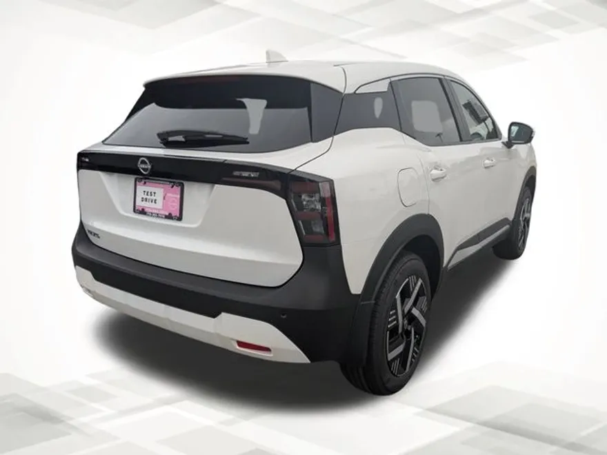 2025 Nissan Kicks SV photo 1