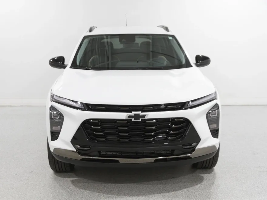 2024 Chevrolet Trax ACTIV photo 1