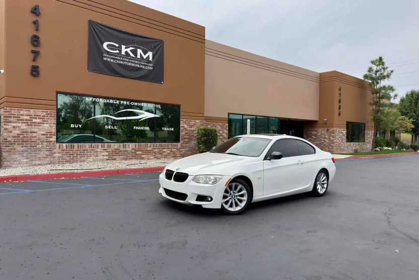 2011 Bmw 328i xDrive photo 1