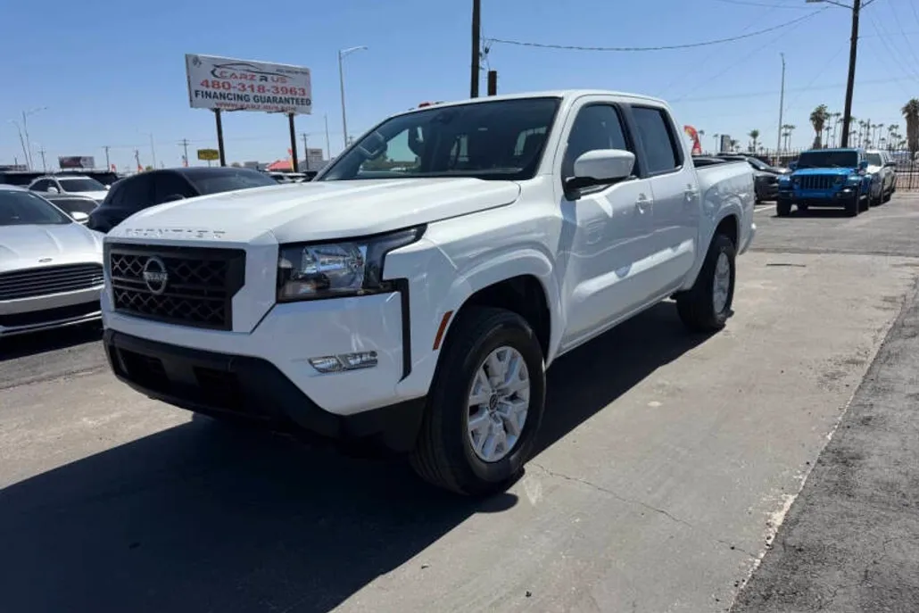 2024 Nissan Frontier PRO-4X photo 1