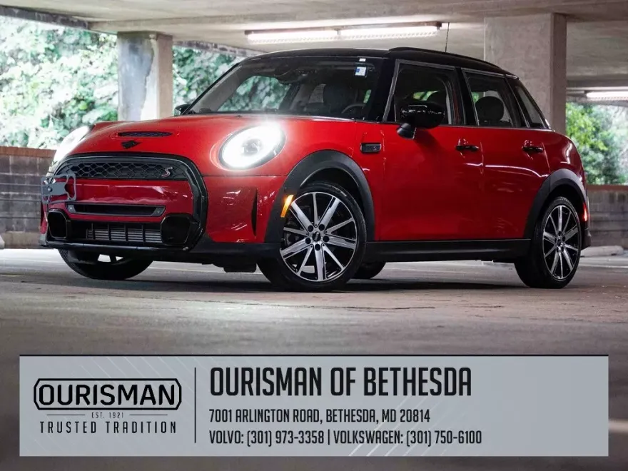 2024 Mini Cooper 4 Door Hardtop S Iconic photo 1