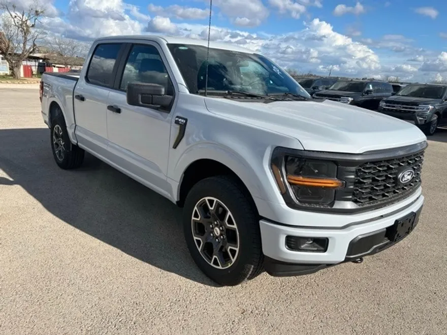 2025 Ford F-150 STX photo 1