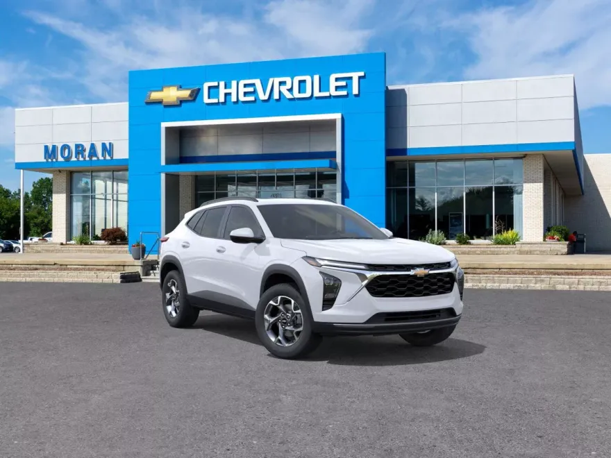 2025 Chevrolet Trax LT photo 1