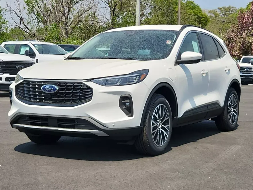 2025 Ford Escape Plug-In Hybrid Premium photo 1
