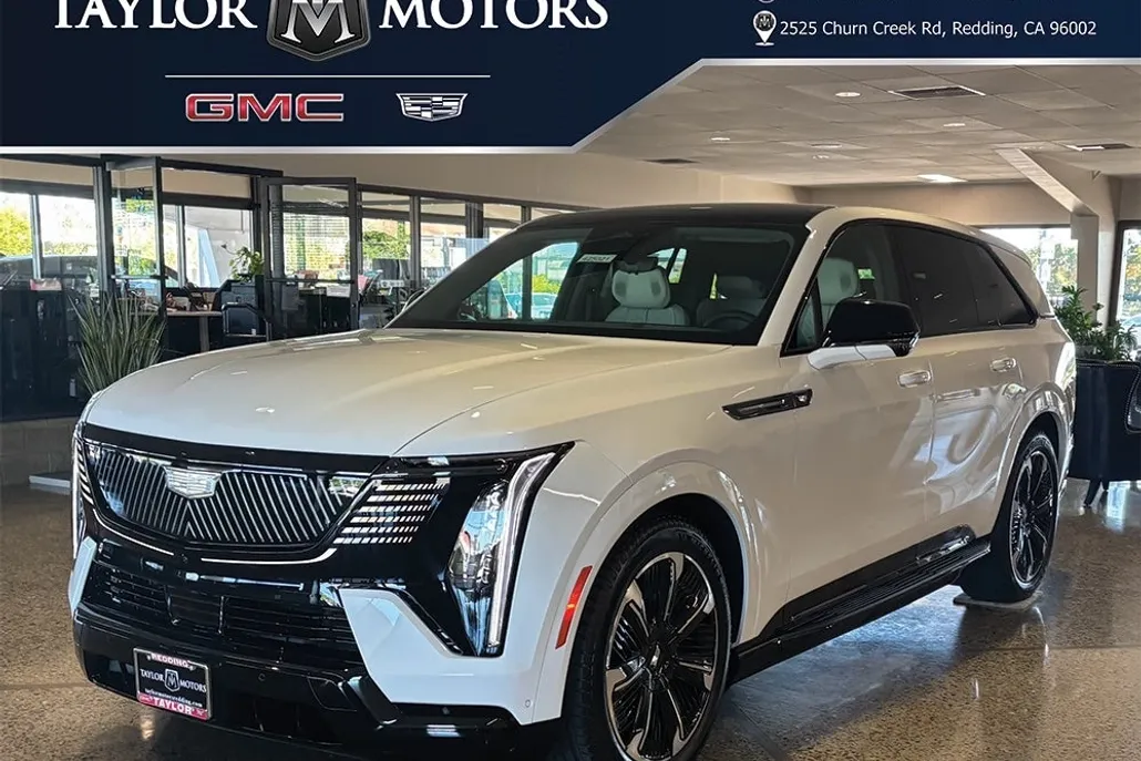 2025 Cadillac Escalade IQ Sport photo 1
