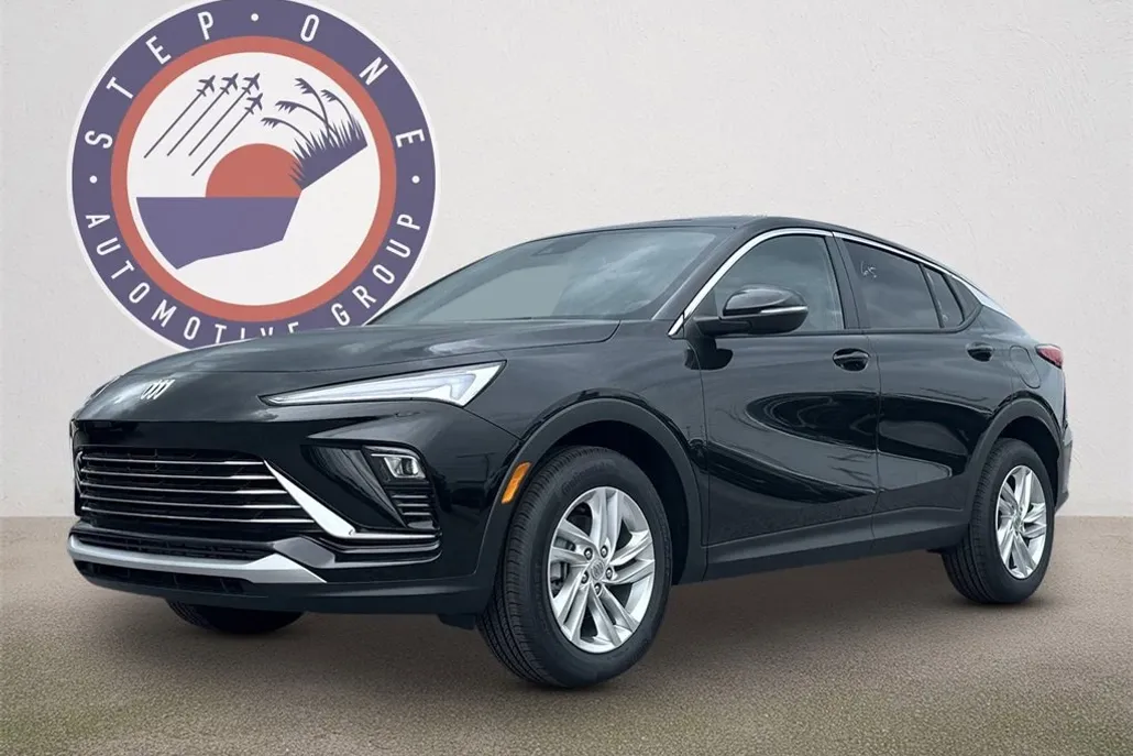 2025 Buick Envista Preferred photo 1