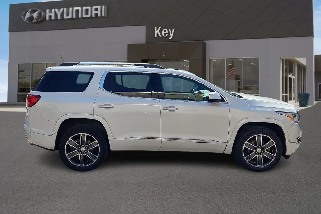 2018 Gmc Acadia Denali photo 1