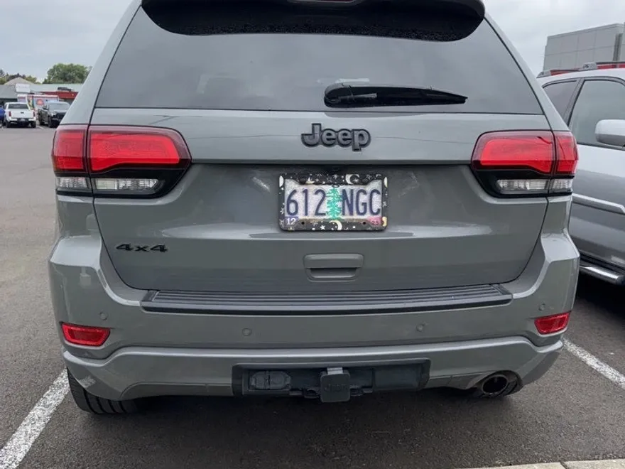 2021 Jeep Grand Cherokee Laredo X photo 1