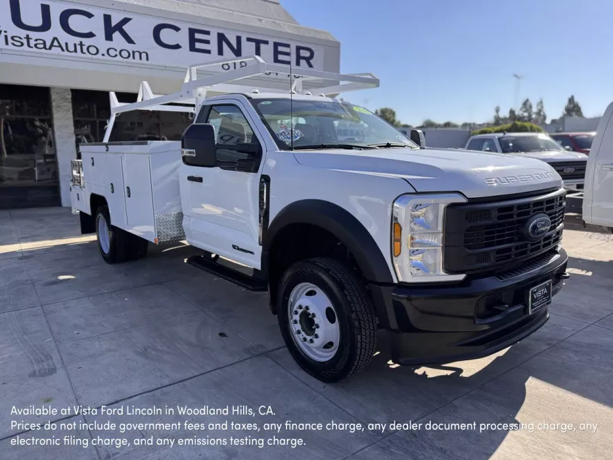 2024 Ford F-450 XL photo 1