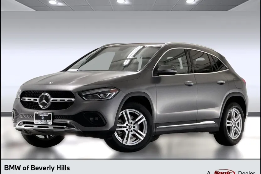 2021 Mercedes Benz GLA 250 photo 1