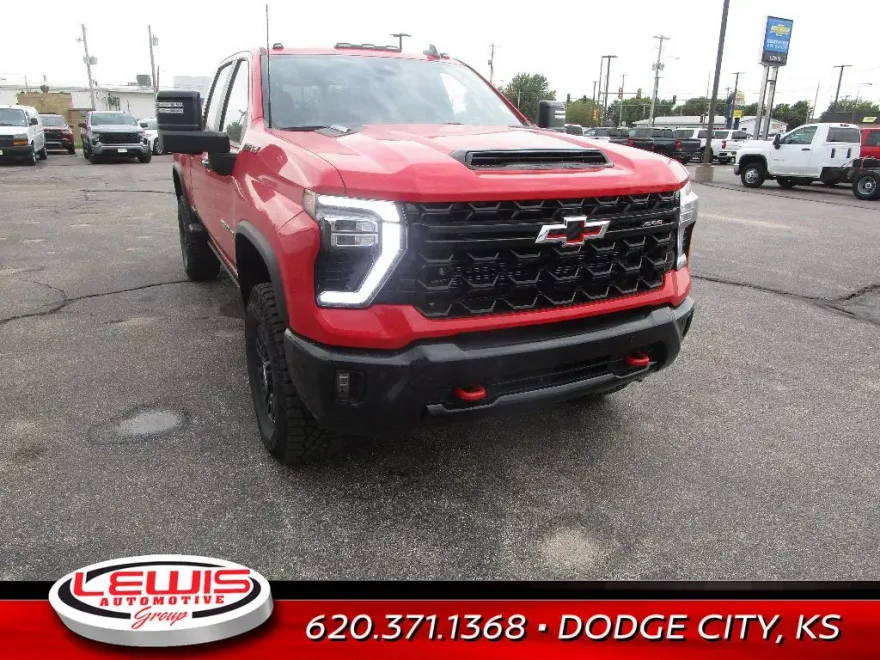 2025 Chevrolet Silverado 2500HD ZR2 photo 1