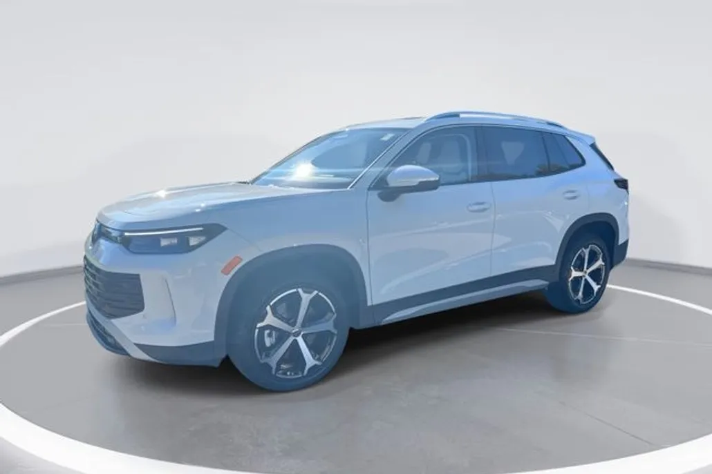 2025 Volkswagen Tiguan SE photo 1