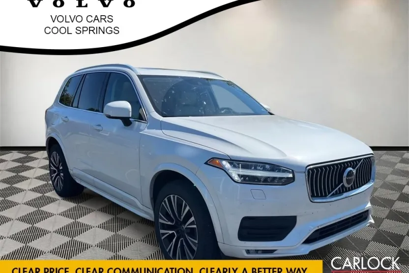2022 Volvo XC90 T6 AWD Momentum photo 1