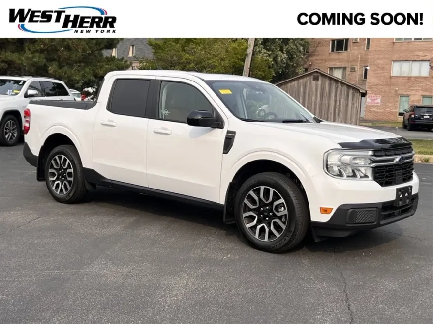 2024 Ford Maverick Lariat photo 1
