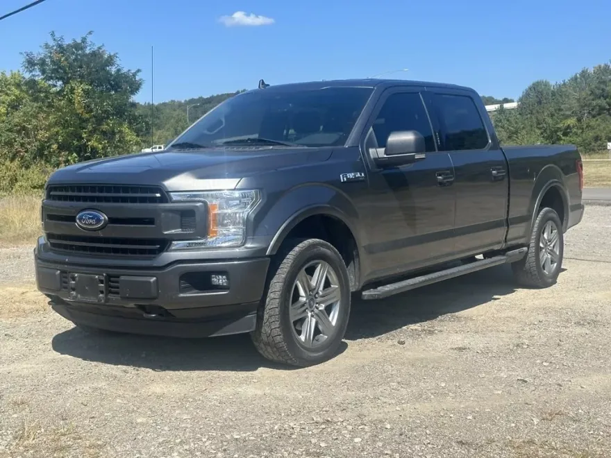 2019 Ford F-150 XLT photo 1