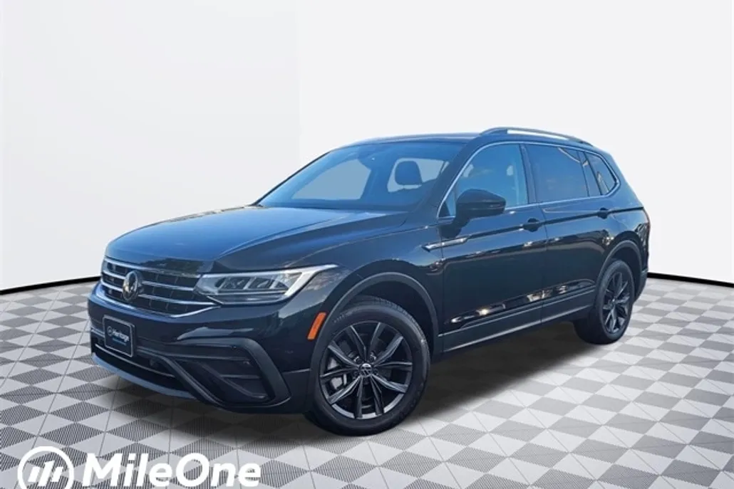 2022 Volkswagen Tiguan SE photo 1