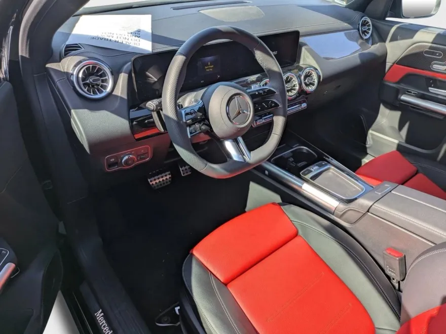 2025 Mercedes Benz GLA 250 photo 1