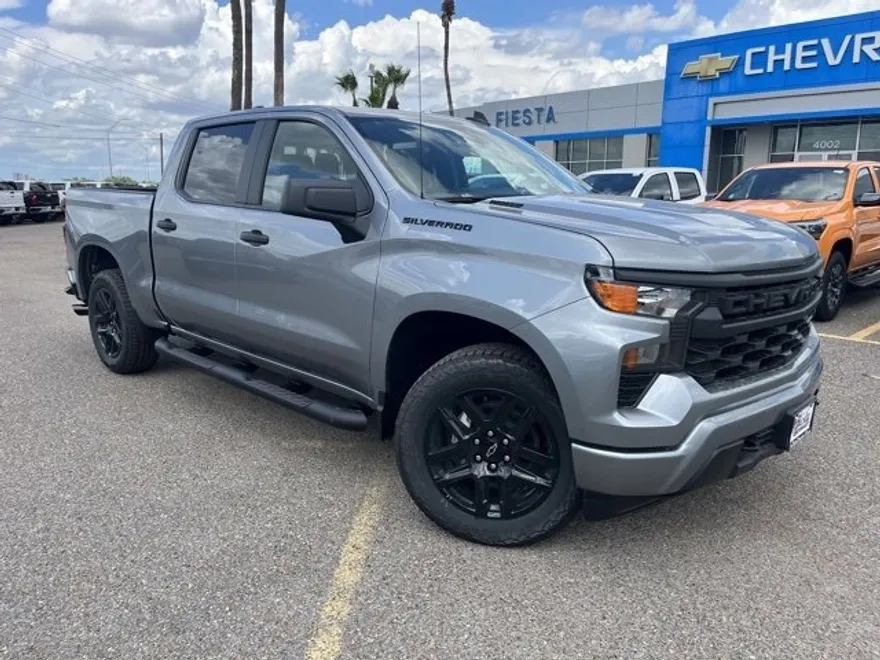 2026 Chevrolet Silverado 1500 Custom photo 1