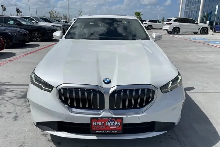 2026 Bmw 530i photo 1