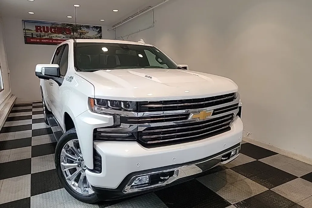 2020 Chevrolet Silverado 1500 High Country photo 1