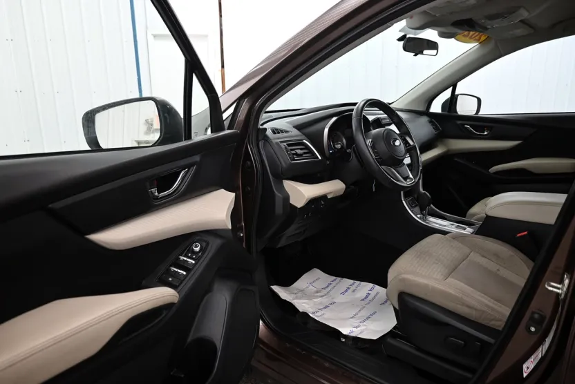 2020 Subaru Ascent Premium photo 1