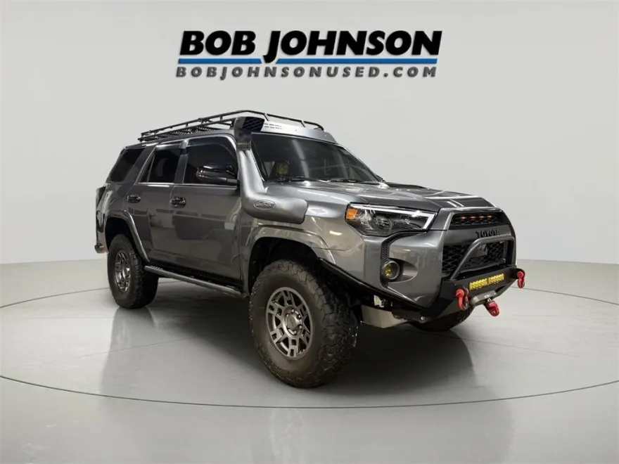 2020 Toyota 4Runner Venture Special Edition Off-Road photo 1