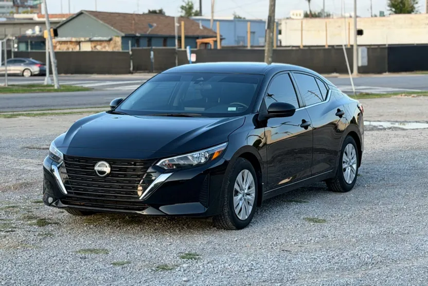 2024 Nissan Sentra S photo 1
