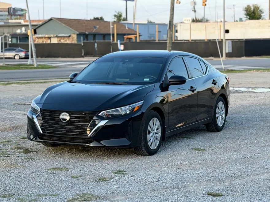 2024 Nissan Sentra S photo 1