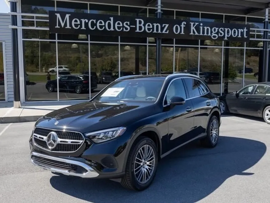 2026 Mercedes Benz GLC 300 4MATIC photo 1