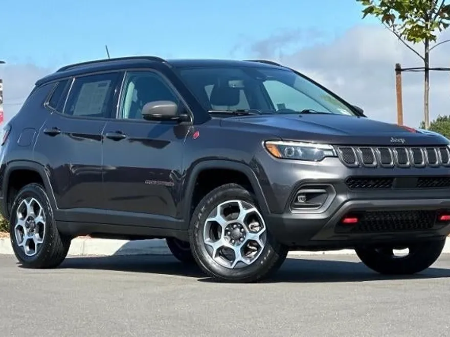 2022 Jeep Compass Trailhawk photo 1