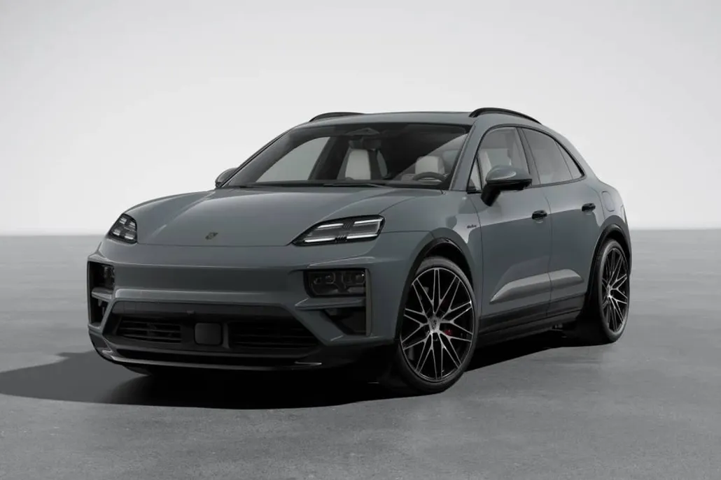 2025 Porsche Macan Electric Turbo photo 1