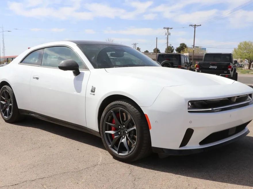 2024 Dodge Charger R/T Scat Pack photo 1