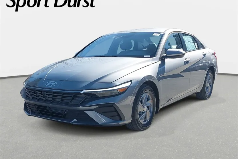2025 Hyundai Elantra SE photo 1