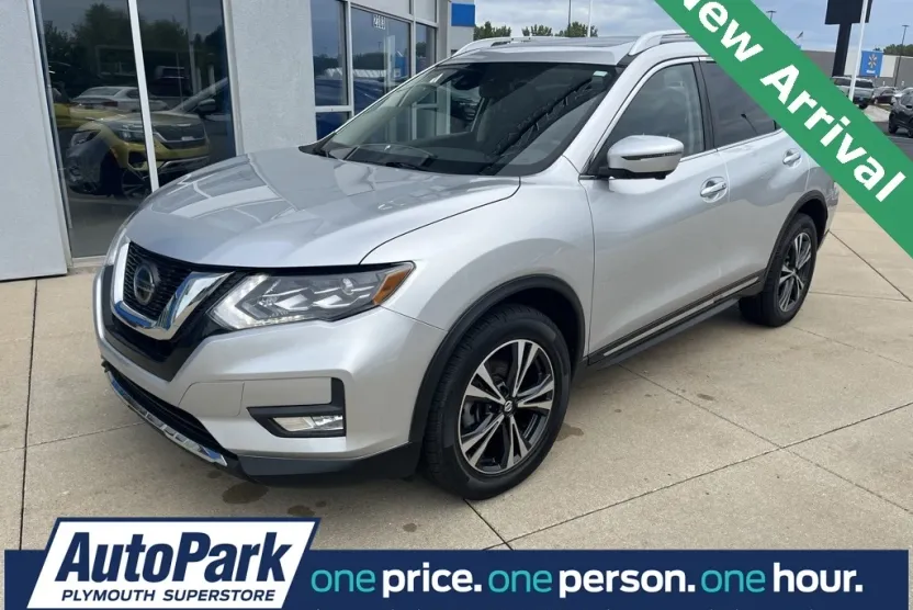 2018 Nissan Rogue SL photo 1