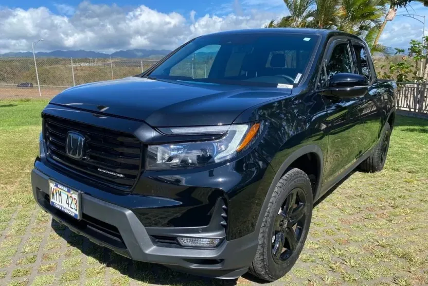 2023 Honda Ridgeline Black Edition photo 1